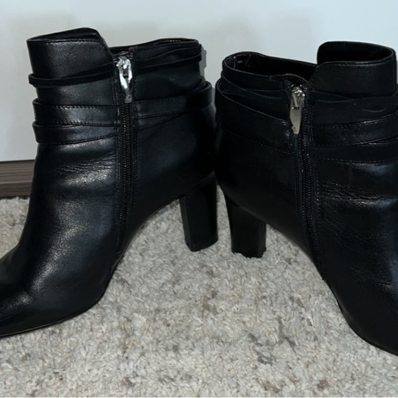 Ralph Lauren leather Belcia Bootie’s Size 9 - Picture 4 of 7